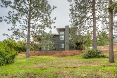 Suncrest Homes - Design-Build Services in Talent, OR