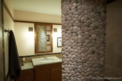 Contemporary Asian Spa by Construction Solutions