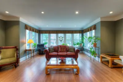 Uber Haus Builders & Remodelers - Design-Build Services in la Grange, IL
