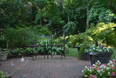 Myers Park Outdoor Entertaining Area — Landscape Design project by Linda Greenberg Landscape & Design, LLC in Charlotte