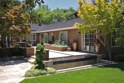 Contemporary Backyard — Landscape Design project by Michael Glassman & Associates in Sacramento