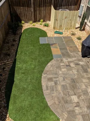 Solomainy Xeriscape Yard by Michaelangelo's Sustainable Landscape & Design