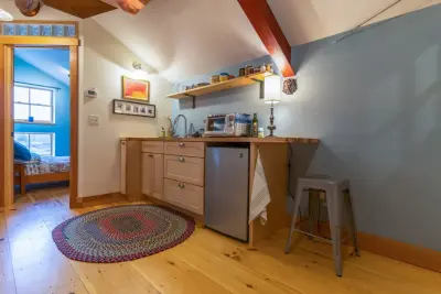 Guide Construction Solutions - Flooring Installation Services in Burlington, VT