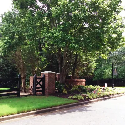Commercial Properties by Michaelangelo's Sustainable Landscape & Design