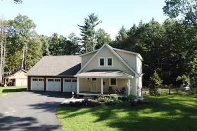 Steve's Custom Homes, Inc. aka Net-Zero Builders - Solar Panel Installation Services in Turner, ME