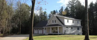 Steve's Custom Homes, Inc. aka Net-Zero Builders - Solar Panel Installation Services in Turner, ME