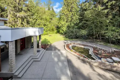 New Building / Cladding by United Signature Tacoma