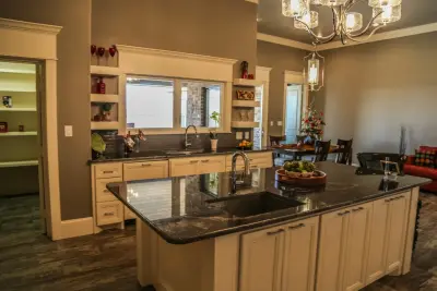 The R Streets - Bathroom Remodeling in Lubbock, TX