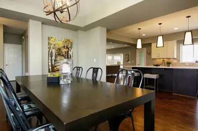 Fresh Abode by Maile, Tekulve & Gray