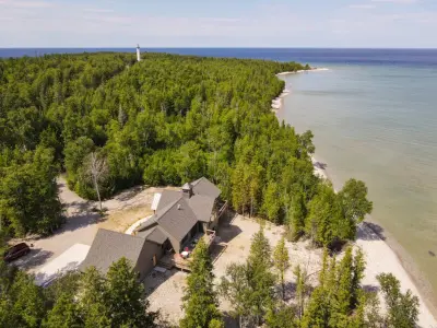Northern Apex by Yankee Barn Homes