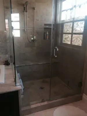 North Ranch - Classic Master Bathroom by Eileen Gould Design And Construction, Inc.