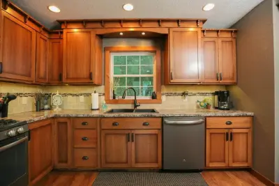 Custom Crown Quartersawn Kitchen — Design-Build Services project by Dave Beenblossom Cabinets & Construction