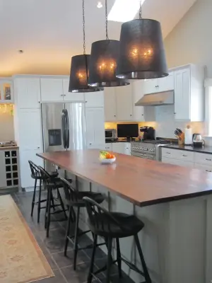 Coastal Home Kitchen Update by WORKS By Jesse DeBenedictis, LLC