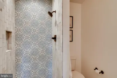 King's Landing Properties LLC - Flooring Installation Services in Alexandria, VA