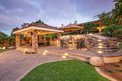 Oceanside Getaway by Nick Martin Landscape Architect Inc.
