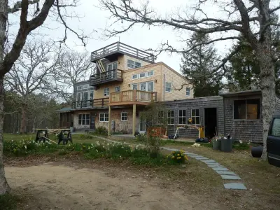 Outer Green LLC - Deck Building & Repair in Brattleboro, VT
