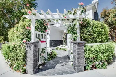 Paradise Gardens Landscape Design Inc - Landscape Design in Los Angeles, CA