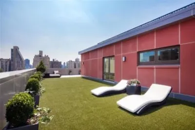 Upper West Side Rooftop Garden — Landscape Design project by Root & Vine Gardens in New York