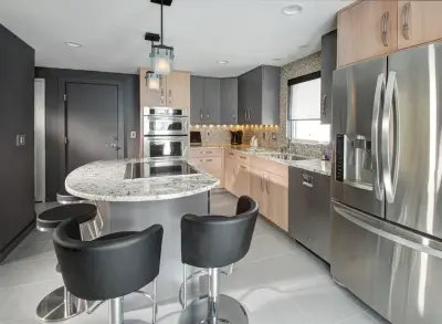 Brookhaven - Vista Finish - Manlius NY by Modern Kitchens By MKS Ind.