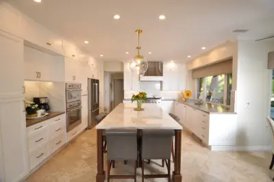 Design Moe Kitchen & Bath / Heather Moe designer - Custom Cabinets & Cabinetry in Escondido, CA