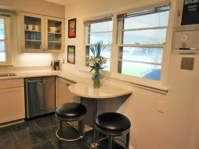 Maureen Mayeaux Design - Custom Cabinets & Cabinetry in Collierville, TN