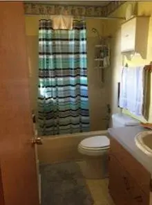 Project Specialist at Lowe's Home Improvement - Countertop Installation Services in Fayetteville, AR