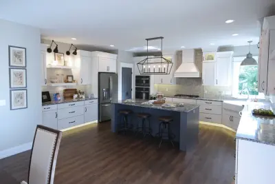 Starlite Kitchens - Kitchen Remodeling in Byron Center, MI