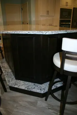 Seaside Culinary — Kitchen Remodeling project by Distinctive Designs For Kitchens And Baths