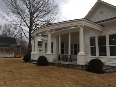 Maureen Mayeaux Design - Custom Cabinets & Cabinetry in Collierville, TN