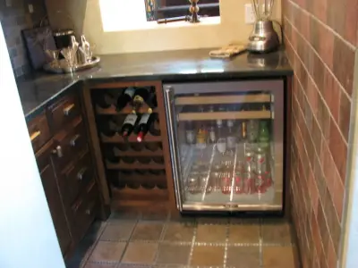 Finishing Touch Custom Woodworks, Inc. - Bathroom Remodeling in Davenport, IA