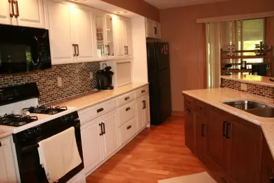 Caroline's Designs - Countertop Installation Services in Fairmount, IL