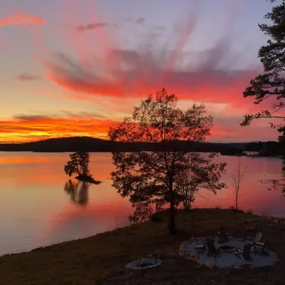 Lakeside Escape Holiday Rental — Kitchen Remodeling project by Tucker Distinctive Kitchens