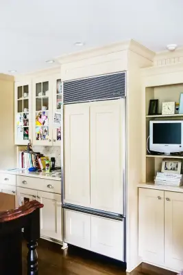 Contemporary Classic — Kitchen Remodeling project by Mariotti Building Products