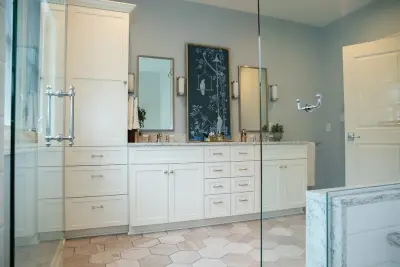 Summerset Master Bathroom — Kitchen Remodeling project by MadDesigns Kitchen, Bath, Interiors