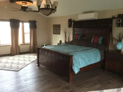Jr's Quality Tile & Hardwood LLC - Flooring Installation Services in Centre Hall, PA