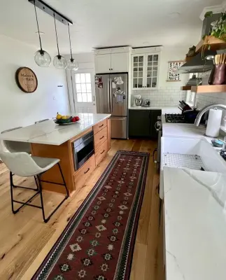 Eucalyptus Medallion Silverline "White Icing" — Kitchen Remodeling project by The Kitchen Place