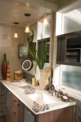 Mid-Century Modern Bathroom — Kitchen Remodeling project by Kathleen Donohue, Neil Kelly Co.