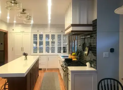 NAVY AT ITS BEST — Kitchen Remodeling project by Denise Hauser Design Co.