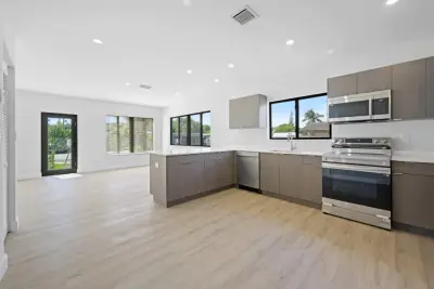Full Service USA - Interior Design & Decorating in Hallandale Beach, FL
