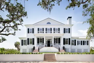 Nautilus Homes - Landscape Construction in Sarasota, FL