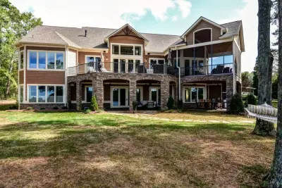 Chad Goodin Signature Homes, Inc. - Commercial Construction Services in Mooresville, NC