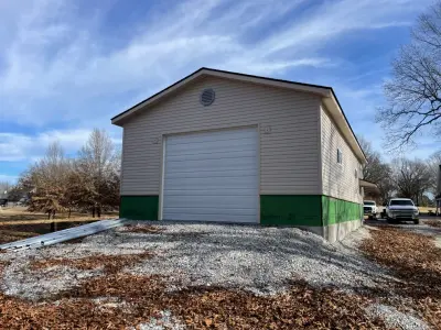 Beacon Homes LLC - Carpentry & Woodworking in Granby, MO