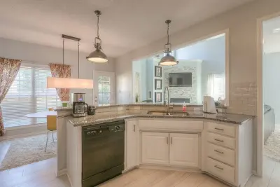 Shumate Building Co. - Custom Cabinets & Cabinetry in Overland Park, KS