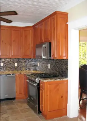 Classic Kitchen — Home Renovation & Remodeling Services project by Lowder & Lowder Construction Inc.