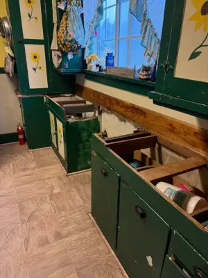 Foxtail Finish Carpentry - Flooring Installation Services in Hoquiam, WA