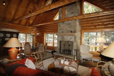 D M C / D Maahs Construction, LLC - Custom Cabinets & Cabinetry in Santa Fe, NM