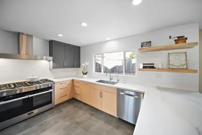 D&R Construction - Flooring Installation Services in Petaluma, CA