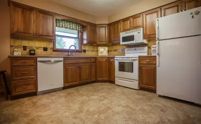 Kitchen and Bathroom Renovation: T Residence 2017 — Home Renovation & Remodeling Services project by Cascade Lumber Company