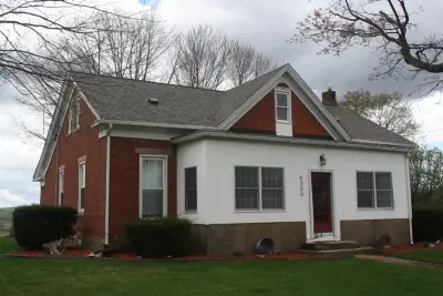 Henderson Roofing & Construction - Roofing & Gutter Services in Canton, OH