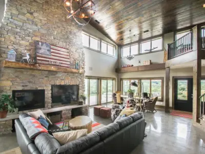 Custom Projects & Homes - Custom Home Builders in Swisher, IA